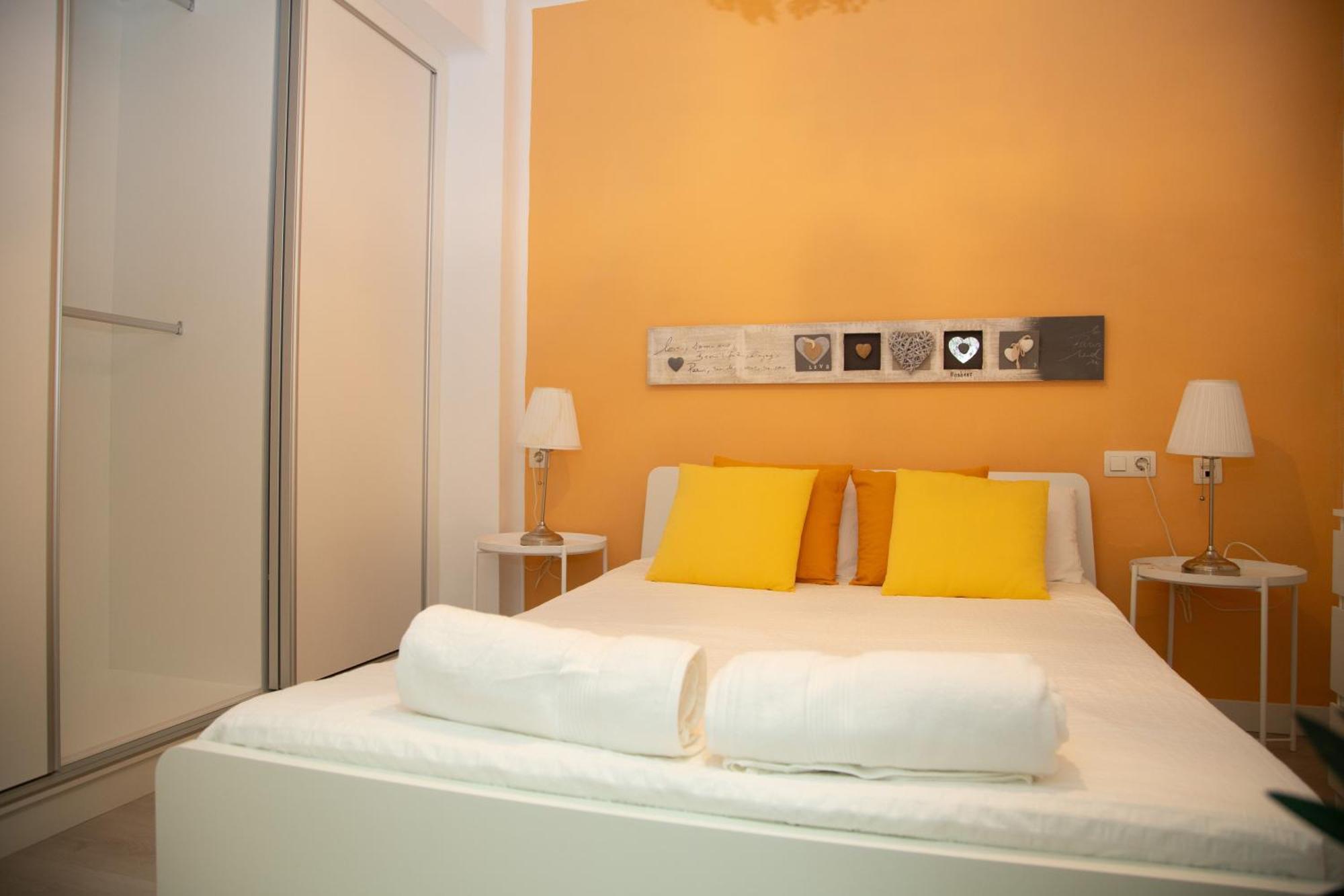 Apartamento En La Merced Malaga Exterior photo